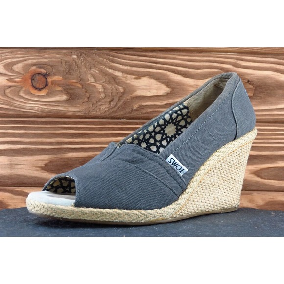 Toms‎ Women Sz 7.5 M Gray Wedge Synthetic Shoes - Picture 1 of 8